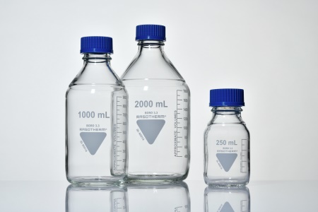 BlueCap bottle with blue GL45 lid, 250 ml, 10/pack