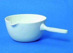 [9252512] LLG-Skål, 209/2, 84 ml, 67x39 mm, m/hældetud